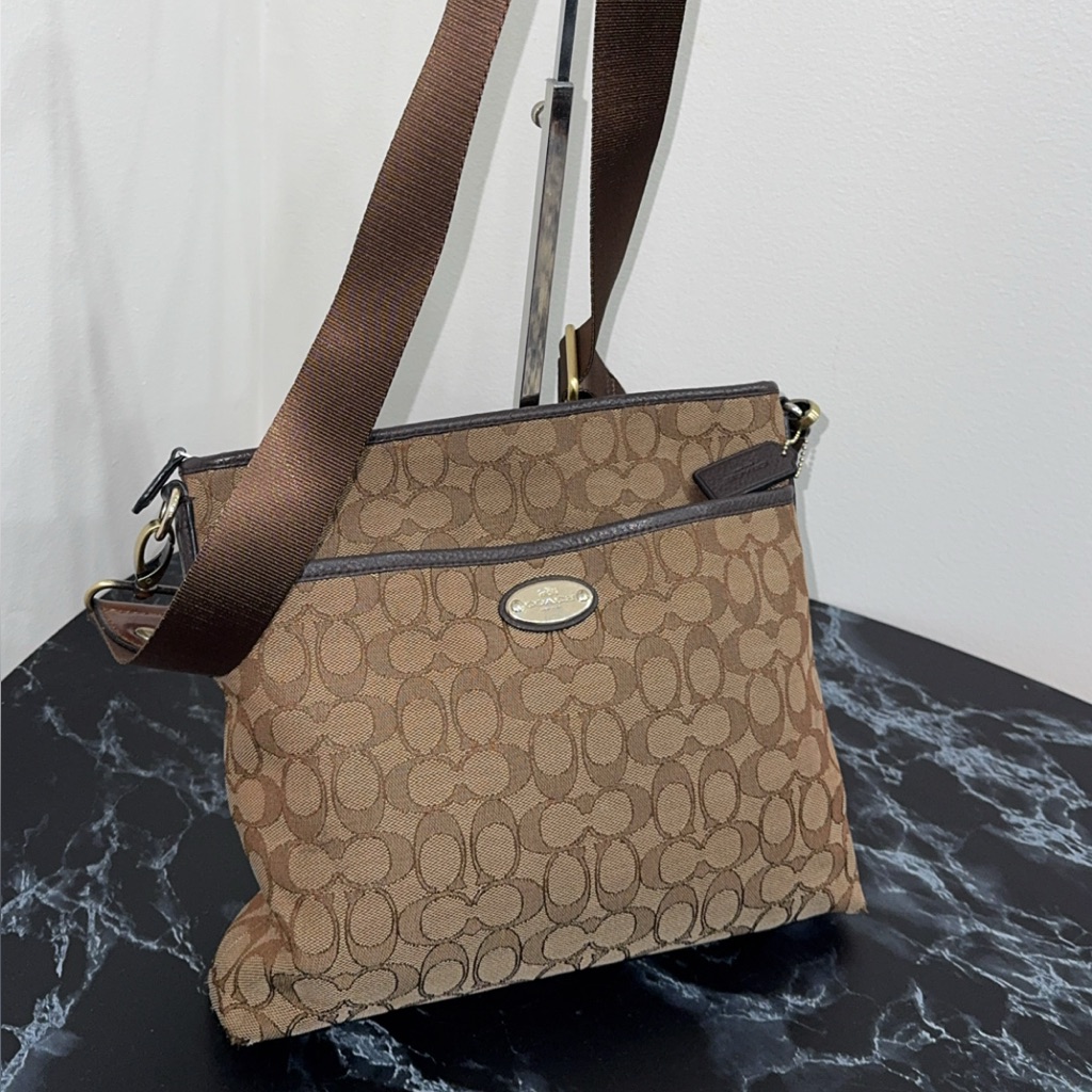 Coach Brown Monogram Crossbody F36182 Khaki/Brown Signature Canvas Authentic